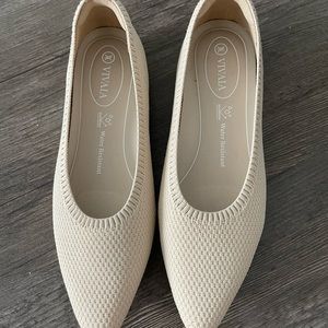 Vivaia ballet flats
